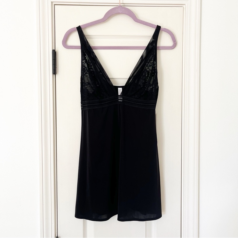 Gilligan & O'Malley Black Lace and Mesh Chemise medium